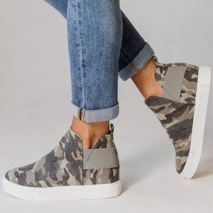 Last One! Soda Diana Camouflage Platform High Top Slip On Wedge Sneakers 6